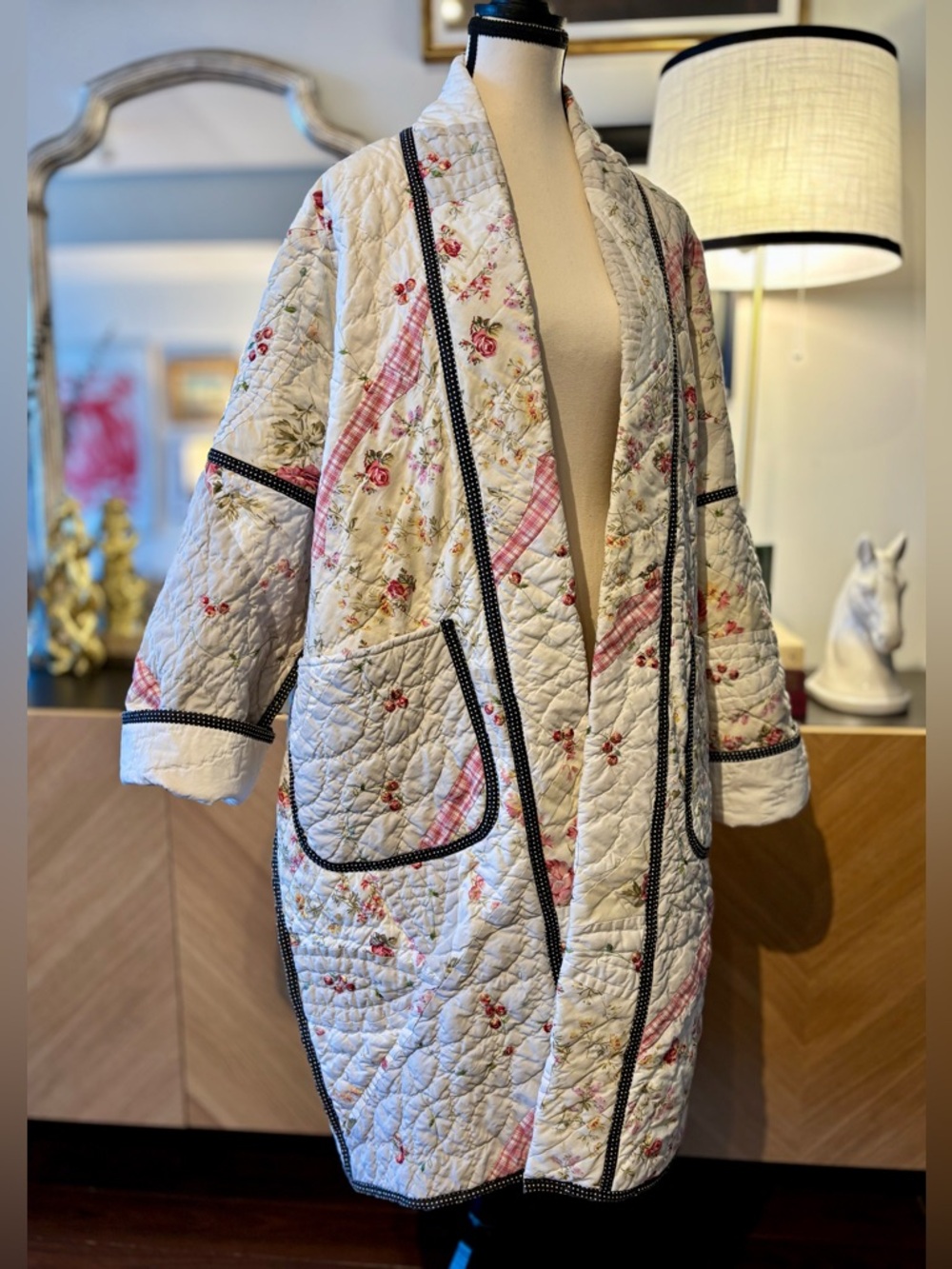 💗SOLD💗 HANDMADE Quilted Floral and Patchwork Long Coat in Cream and Pink O/S - Picture 5 of 16
